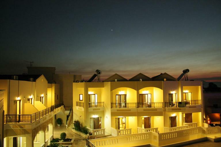 Sandy Suites Kalamaki  Bagian luar foto