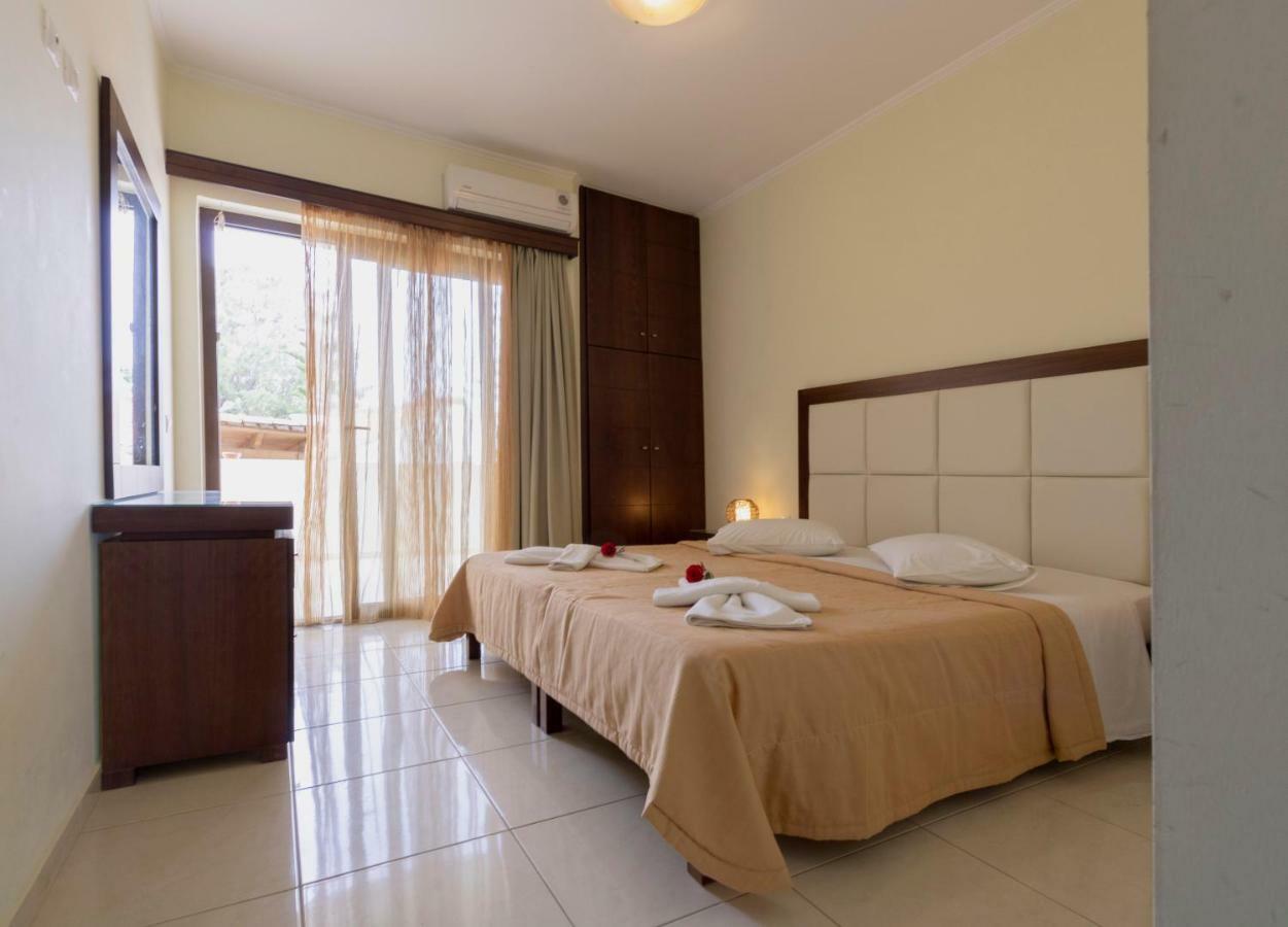 Sandy Suites Kalamaki  Bagian luar foto